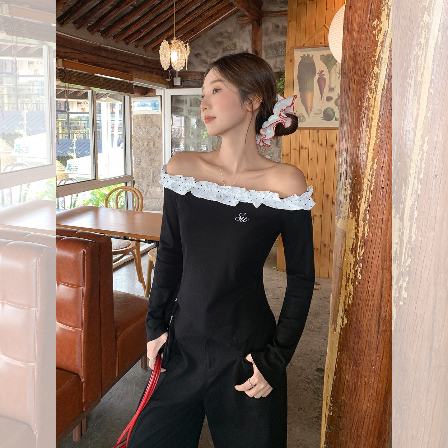 women sexy off shoulder t-shirt female crop top辣妹斜肩刺绣