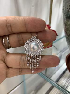 新品 12.55mm宝石光澳白吊坠