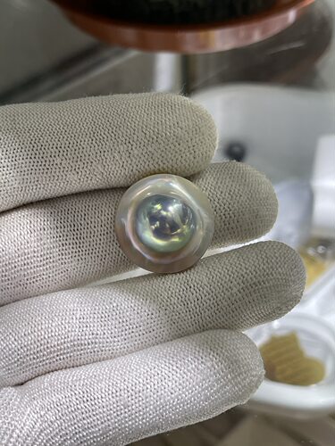 日本奄美岛马贝的仙境色！！ 浓郁炫彩星空蓝 点位约21.38mm