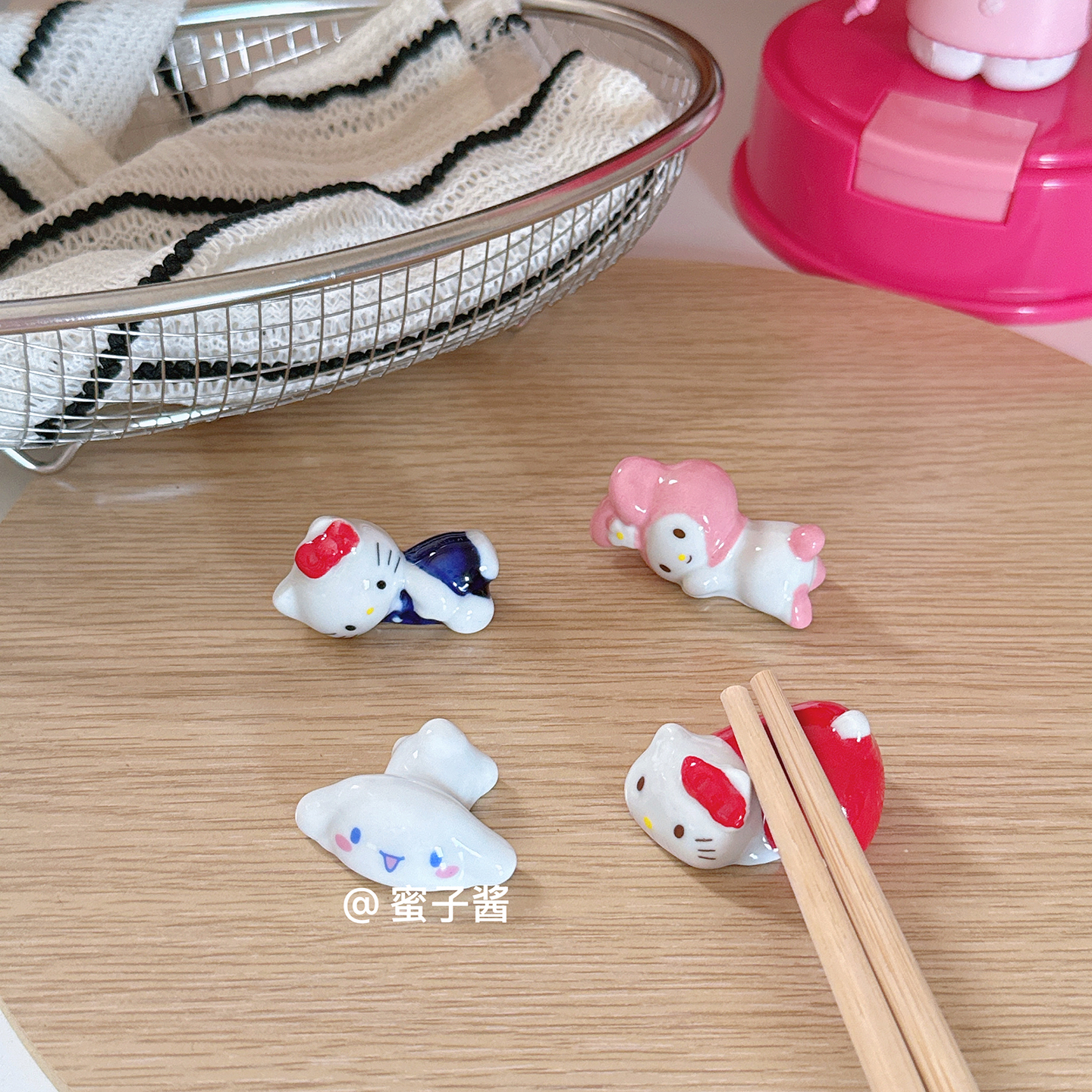 可爱卡通美乐蒂猫咪陶瓷筷子筷托餐桌高颜值筷子架厨房可爱小摆件
