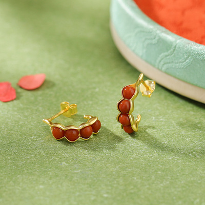 S925纯银镀金南红复古气质豌豆耳钉个性百搭圆珠豆荚