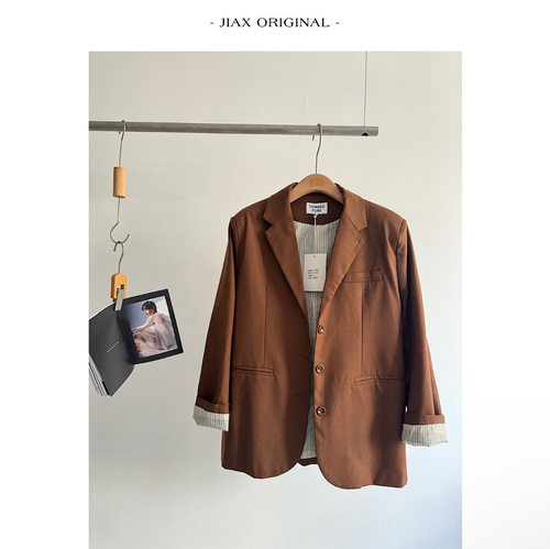 JIAX 2026早春复古港风廓形西装外套女韩版显瘦含羊毛高级感西服