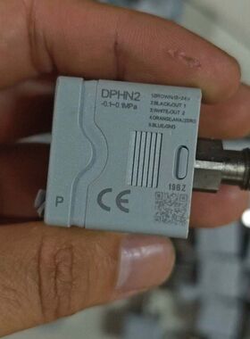 数显压力表DPHN2-01020  实物