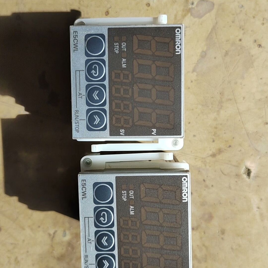 温控器E5CW-R1TC-106 拆机 功能正常