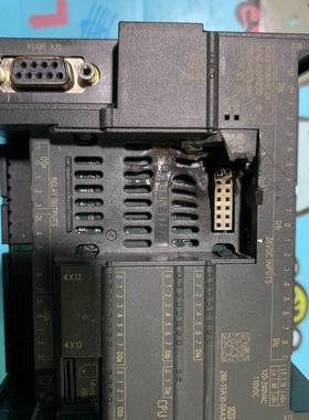 PLC 6ES7 288-1SR30-0AA1 1台