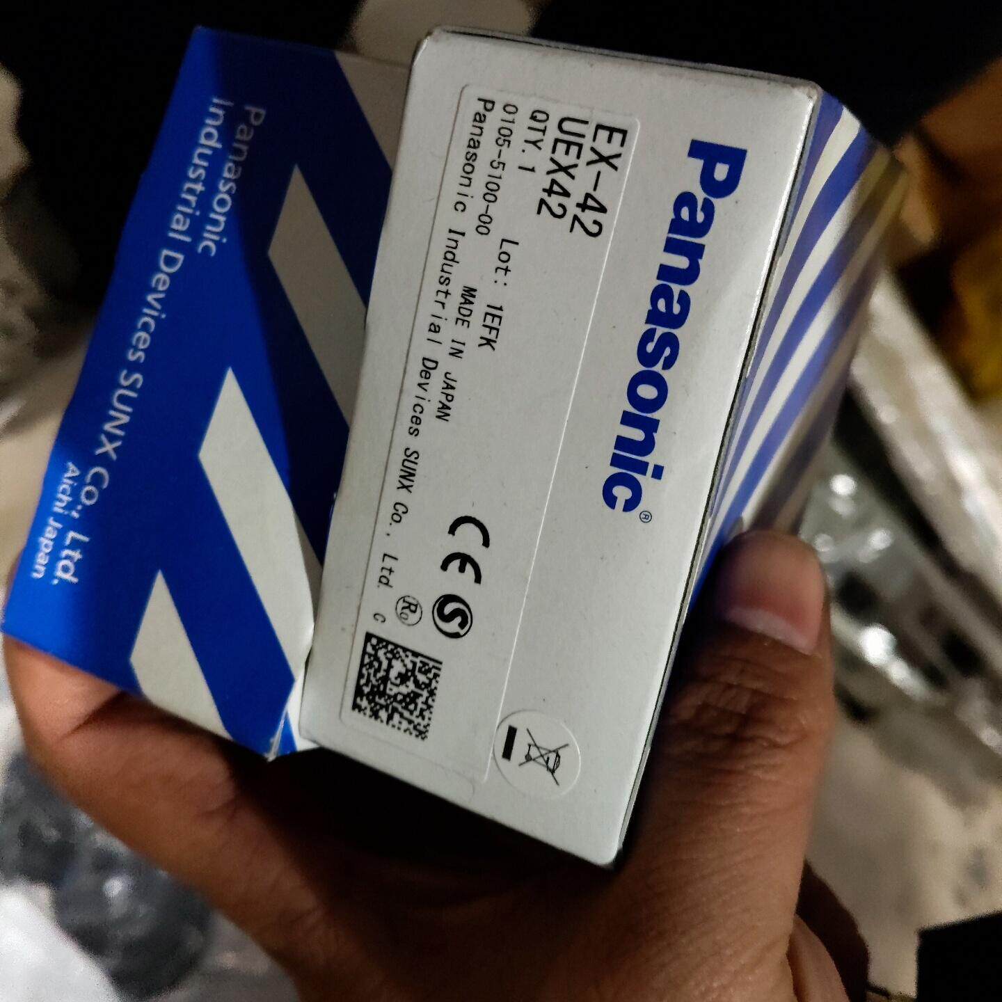 日本SUNX神视光电开关 EX-42 感应开关传感器。