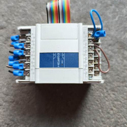 模块  Xc-E3AD4PT2DA-H  成色如图  二