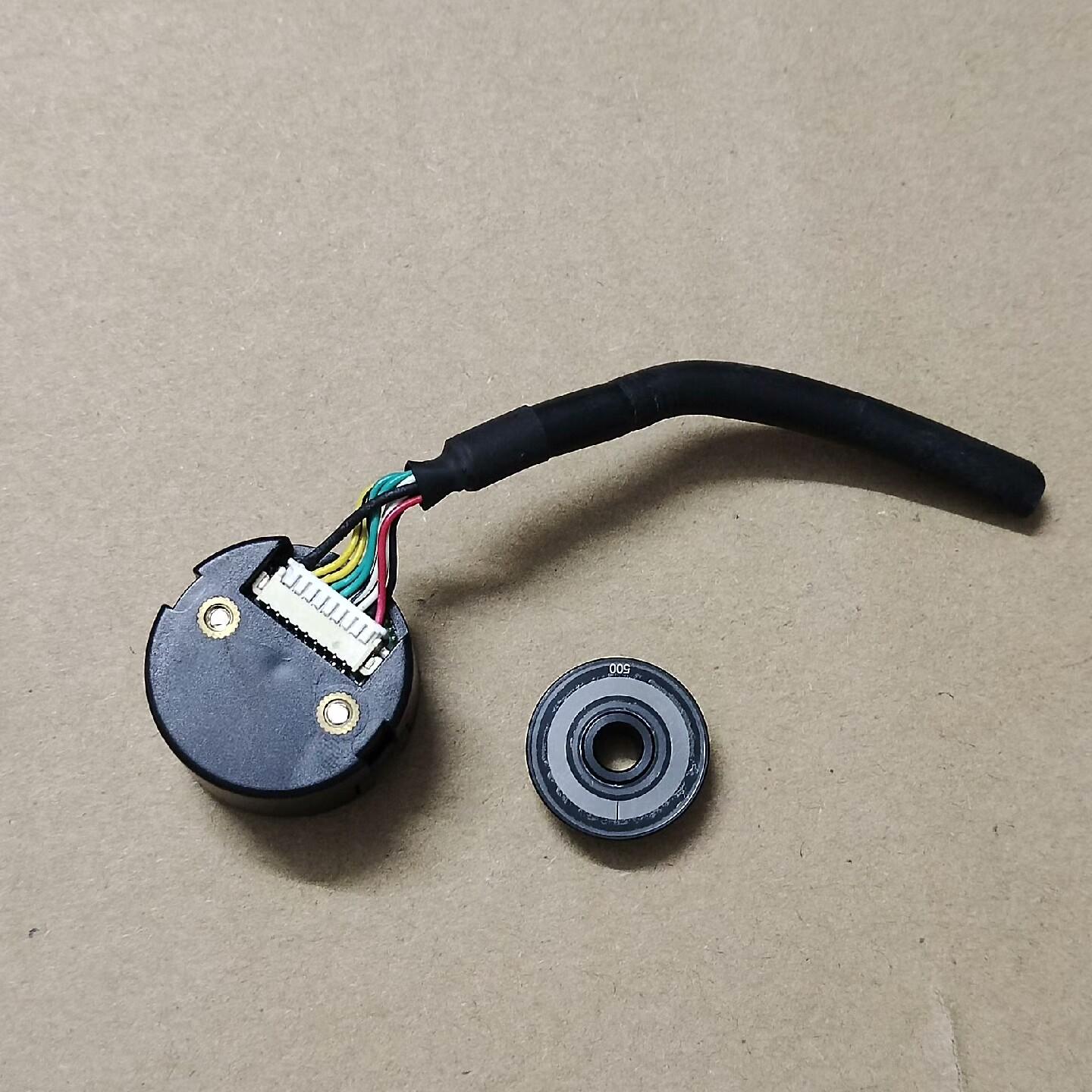 HS28A-LD-V12编码器 码盘内孔径5mm 图片实物拍