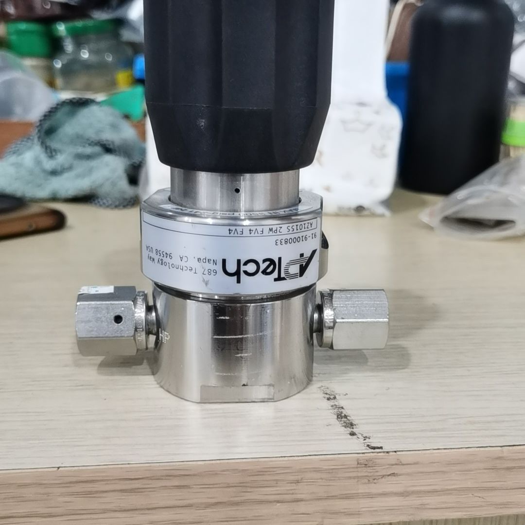 APTECH阿普泰克减压阀调压阀 型号AZ1010S 2PW