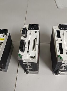 伺服驱动 两个750w100w连接头脱落 两个通