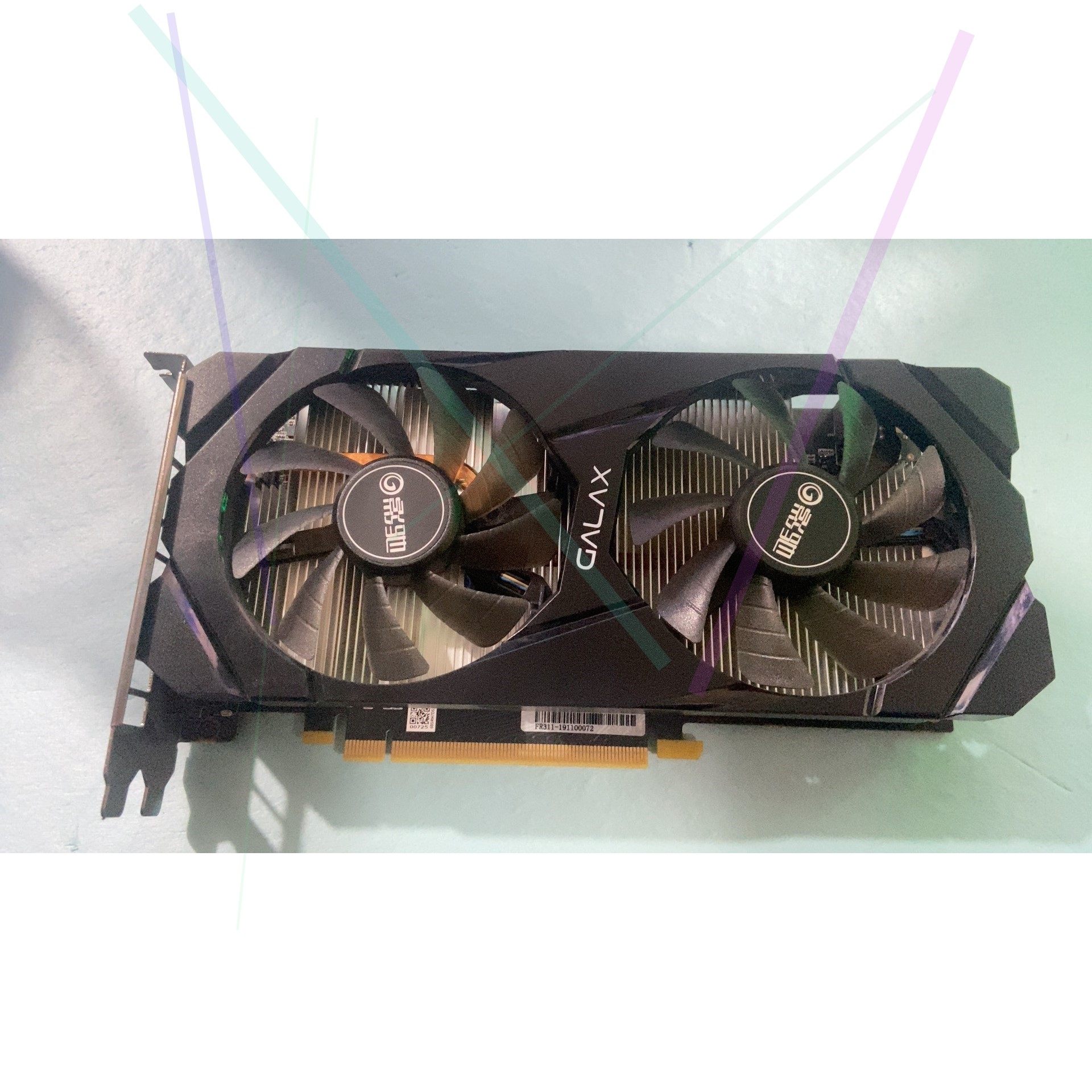 影驰gtx1660骁将6g显卡,有点伤.看图二.试机点不亮