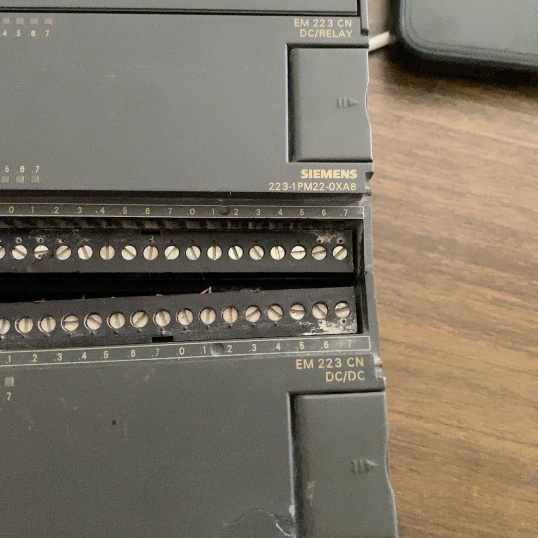 拓展模块 EM223 CN 拆机件有两个 其中