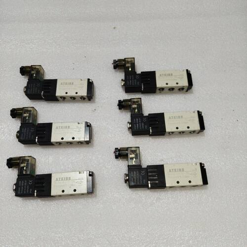 ATKINS电磁阀 型号4V110-06 DC24V 压力0