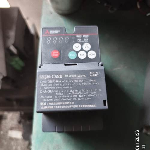 CS82S-025变频器