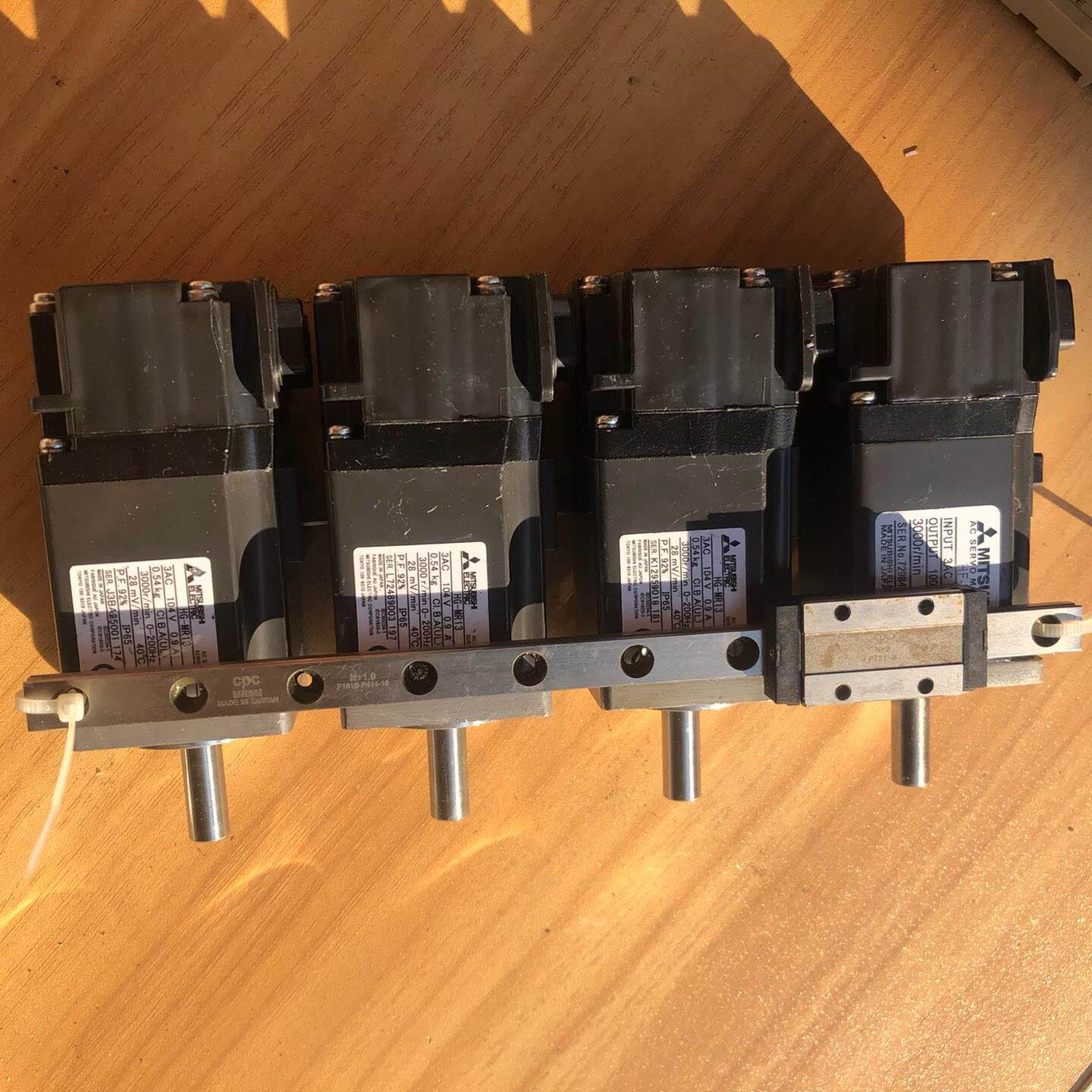 电机HG-MR13 HG-MP13 成色