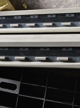 ATEN CS-128A 8口KVM切换器 2台 成色如