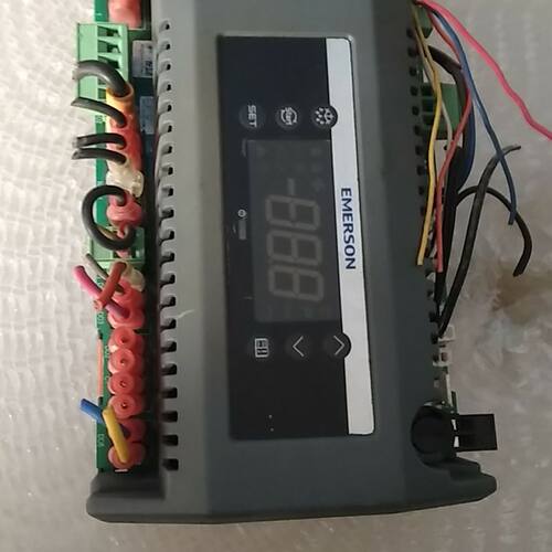 艾默生XCM25D冷库控制器 543-0220-00 外壳完