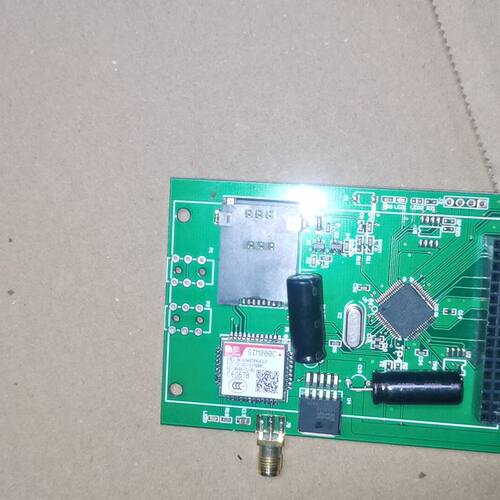 出售一款基于STM32的开发板 配有SIM800L模块和其他