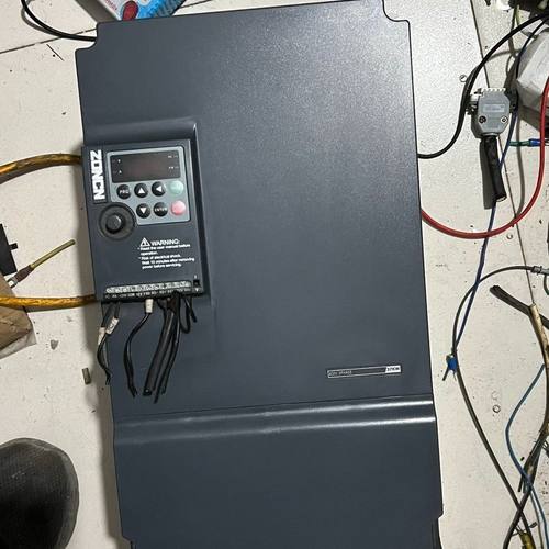 众辰变频器Nz200T-37GY-4-24V带空压机永磁同步