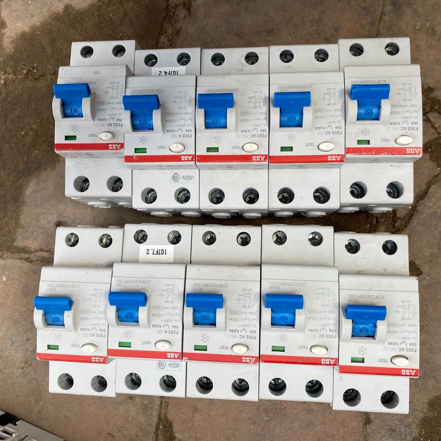 2P25A电磁式漏电开关 意大利产拆机