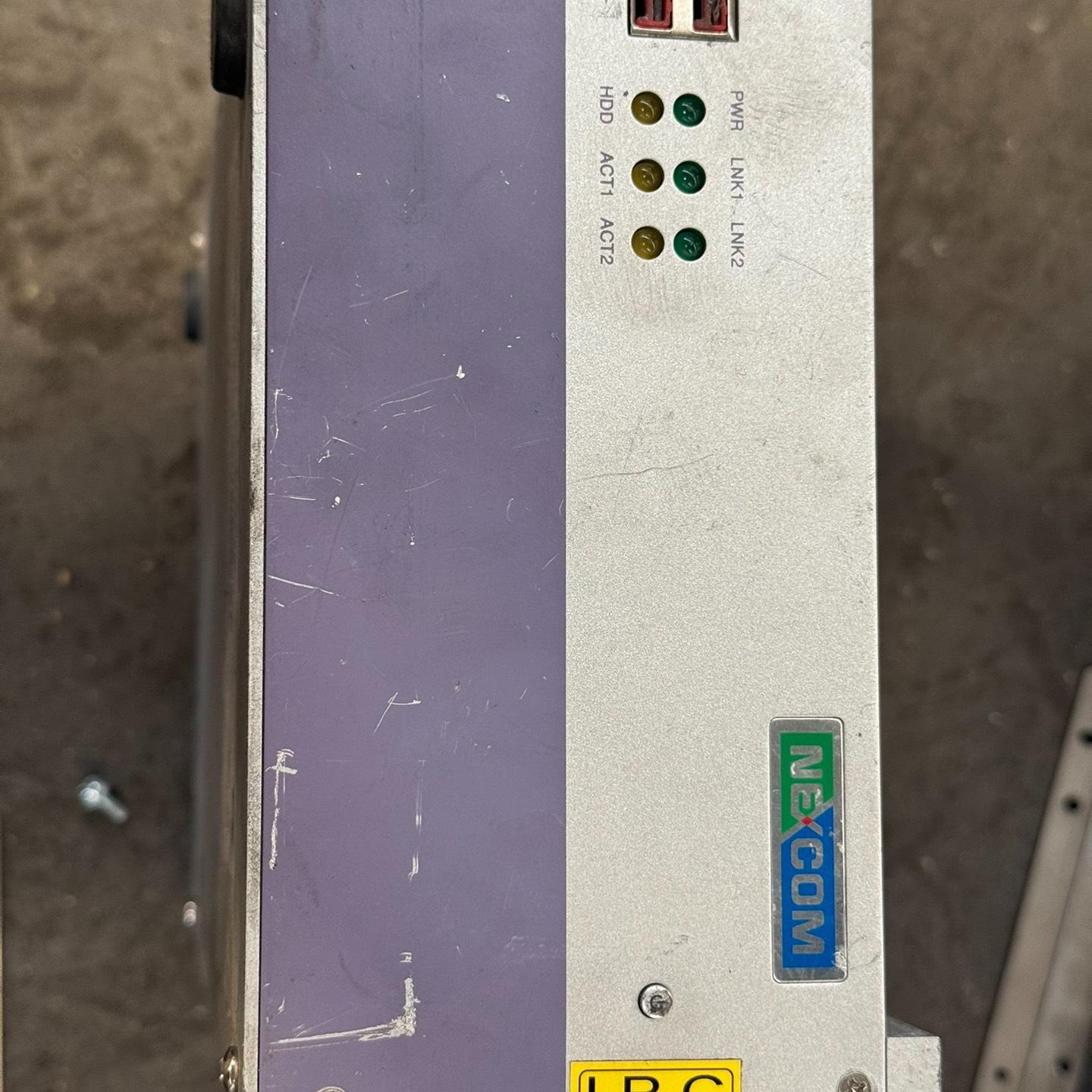 NEXCOM新汉工控机NISE3100eP2 台湾制造 实物