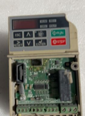 安川变频器CIMR-JBBA0003BAA 0.75kw/0