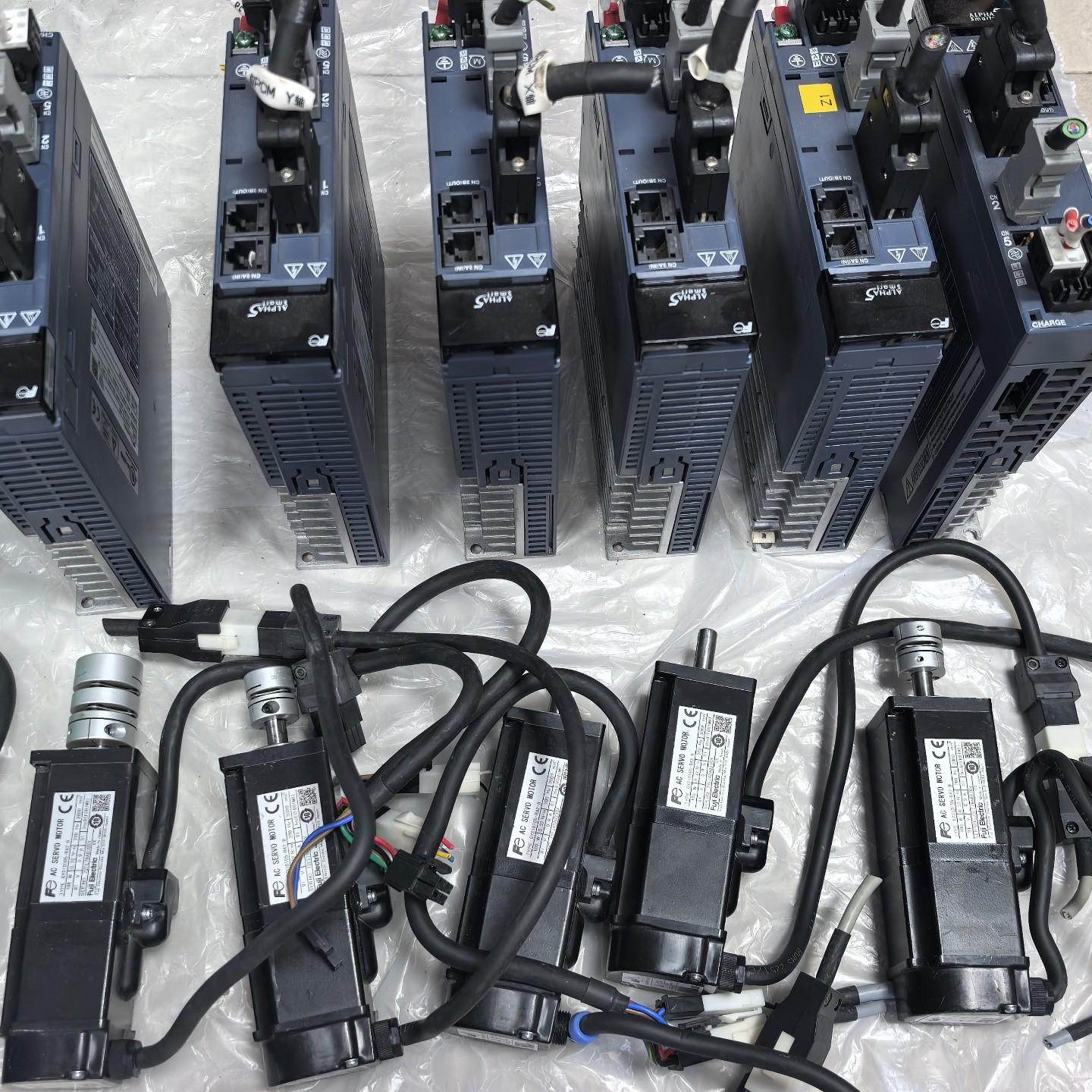 伺服驱动器RYH201F5-VV2+伺服电机GYS101