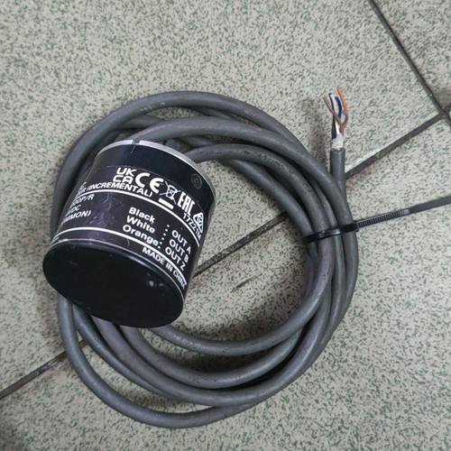 旋转编码器 E6B2-CWZ6C 拆机件 成色还可以