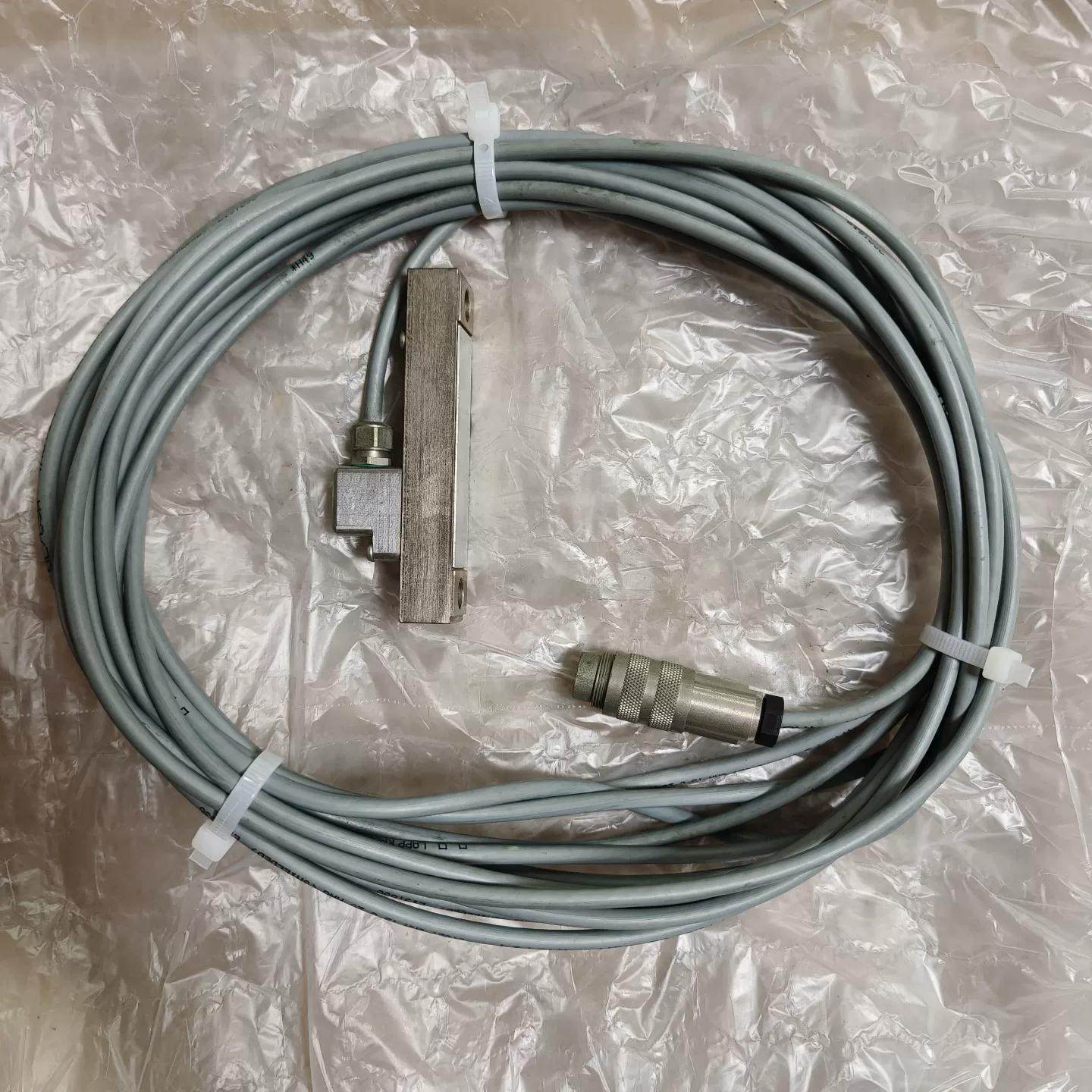 X-SENSORS压力传感器X-113-H05-440,电子元器件市场,其它元器件,淘宝优惠券,粉丝福利购,淘宝优惠卷