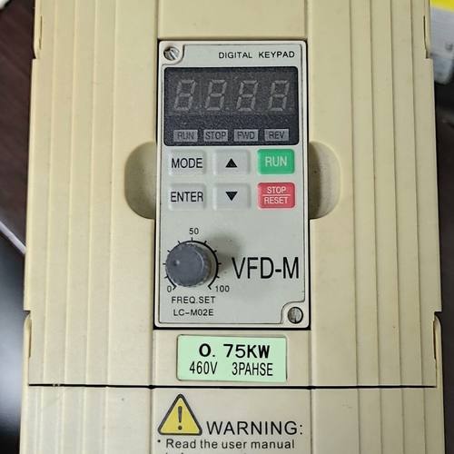 台达变频器VFD007M43B 0.75KW 功能包好 成色