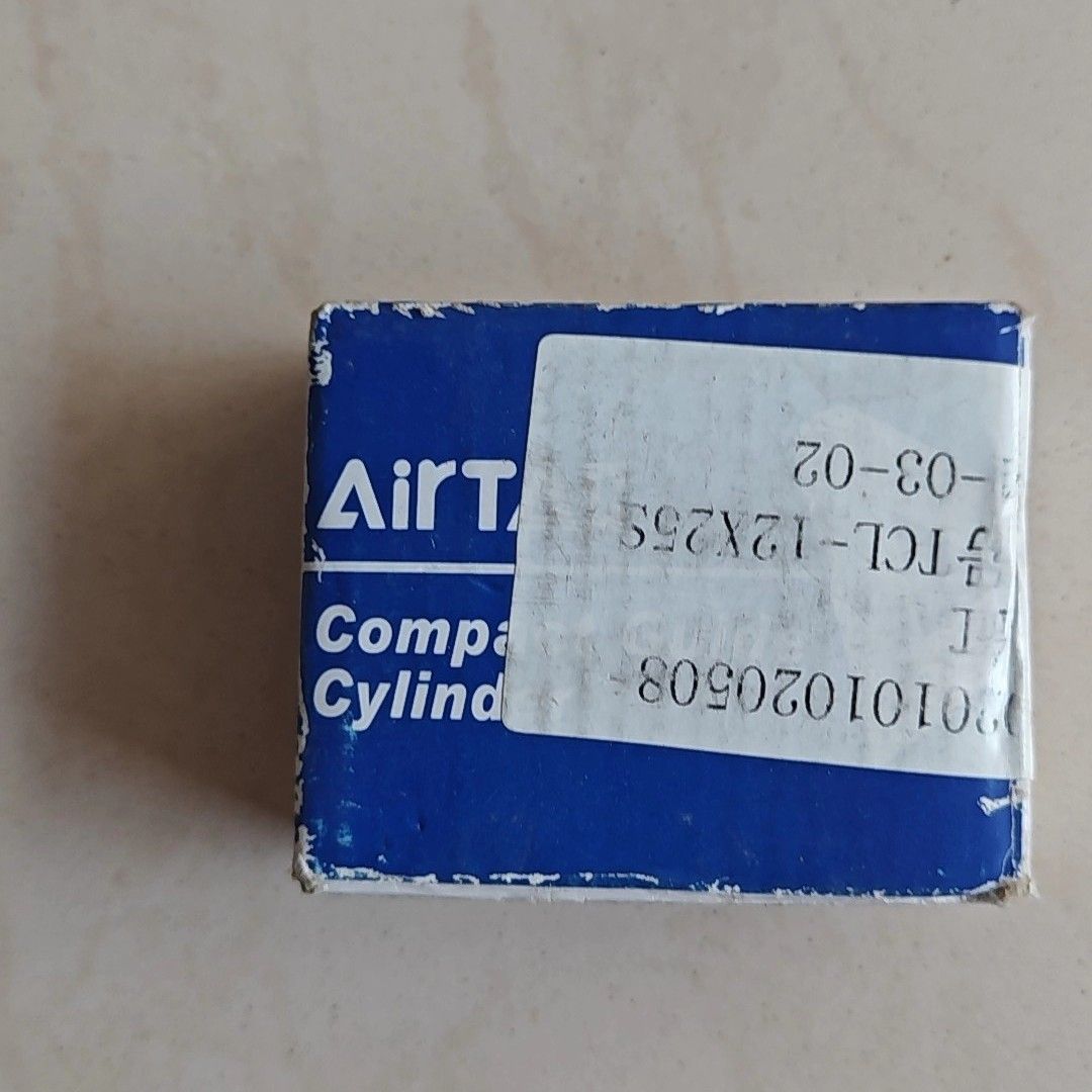 气缸 TCL12X25S三轴气缸