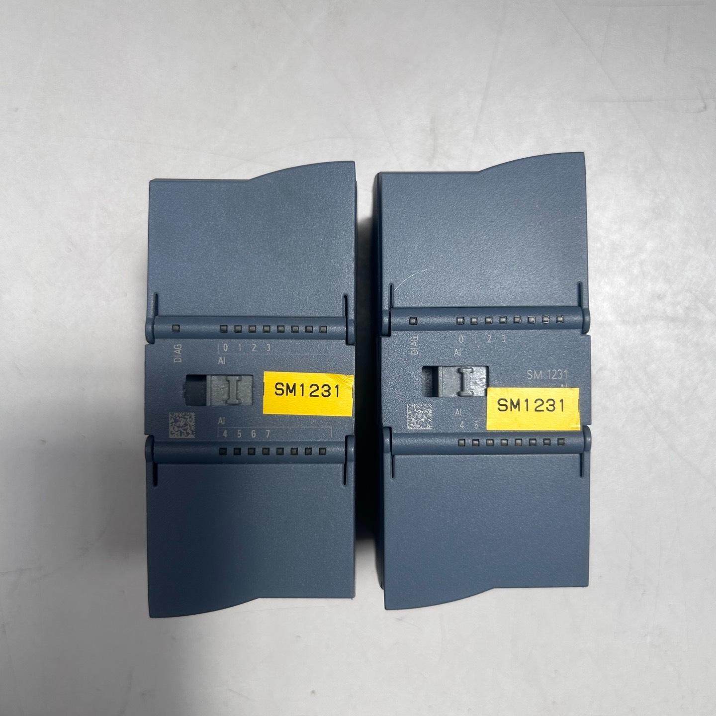 6ES7 231-4HF32-0XB0 成色如图 功