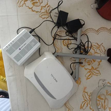 tplink wr842n 300M 无线路由器 带电源 功