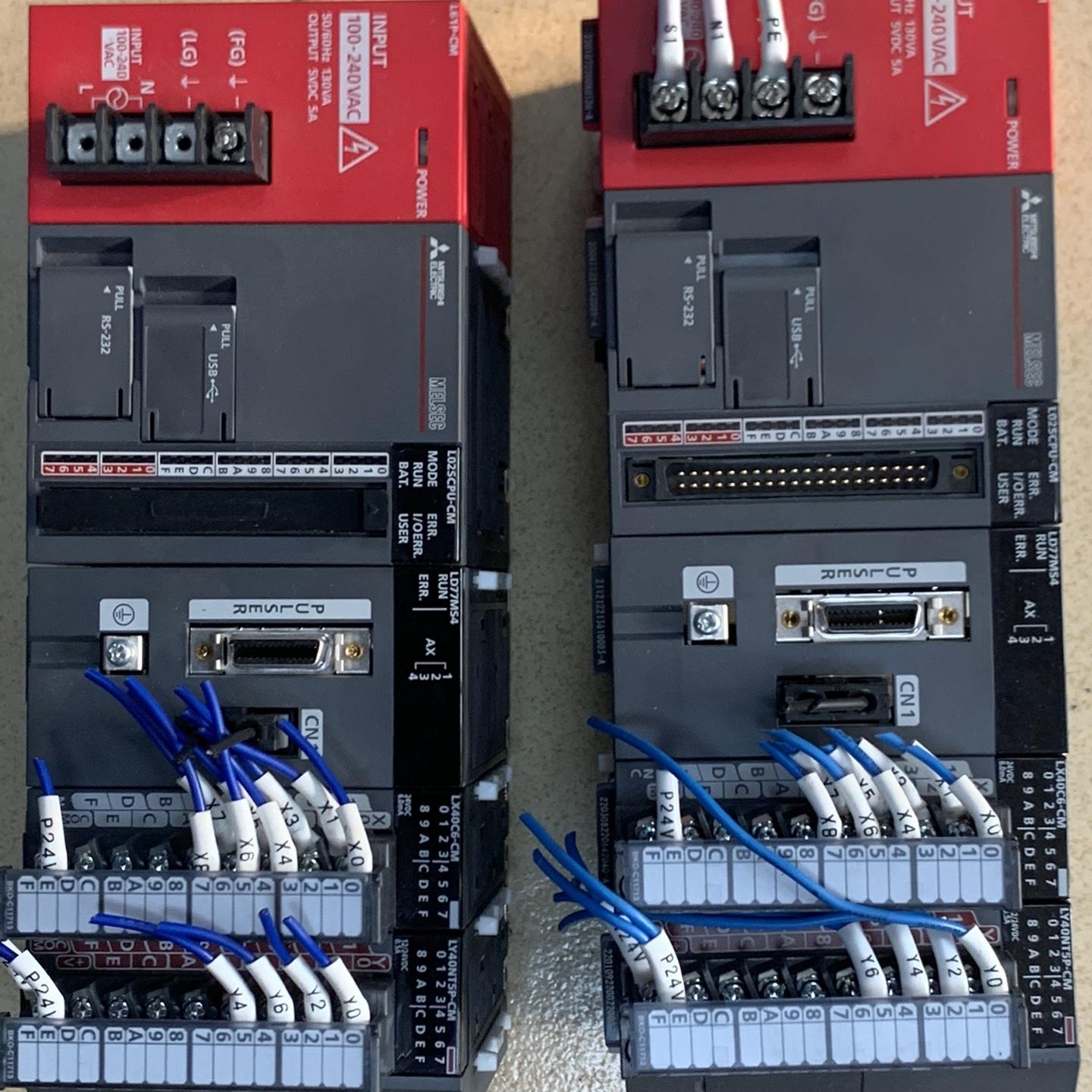 PLC、、品牌型号、电源L61P-CM、主机L02S