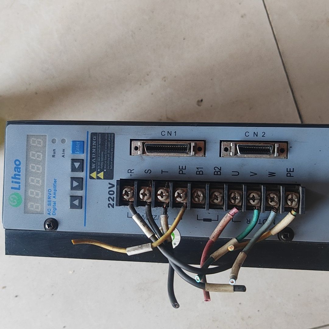 Lihao力好伺服驱动器 型号SBF-AL301/3A 22