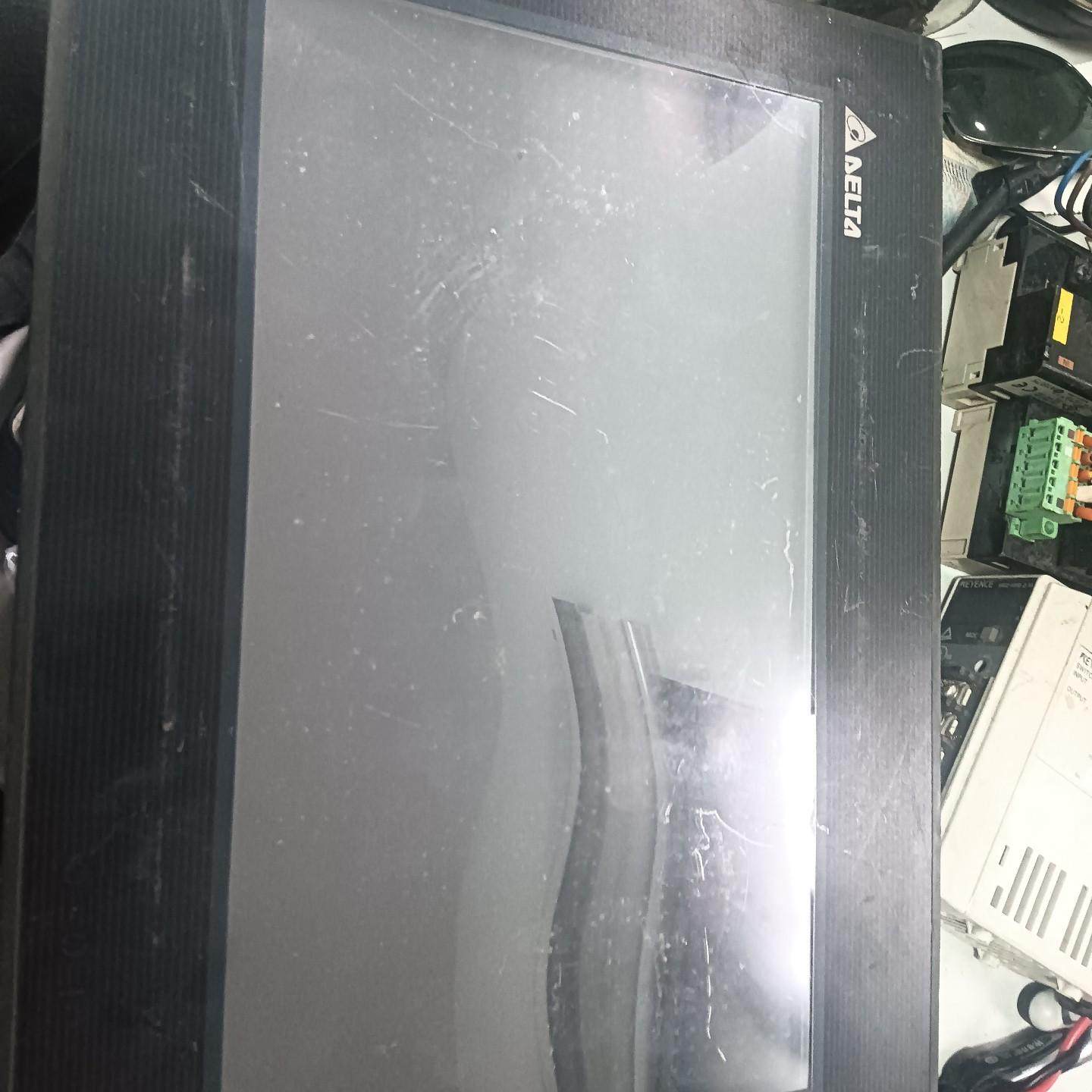 台达DOP-B05S101触摸屏 成色实物拍摄