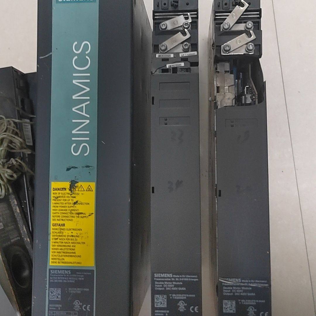 6SL3120-2TE15-0AA3  2台打包。