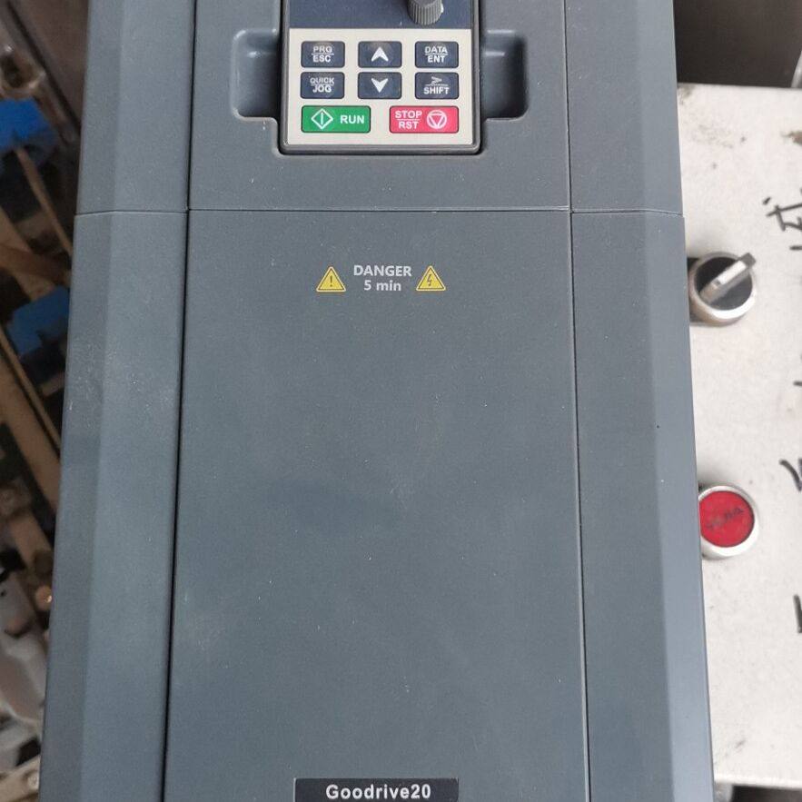 英威腾变频器GD20-011G-4拆机下来的 成色漂亮有