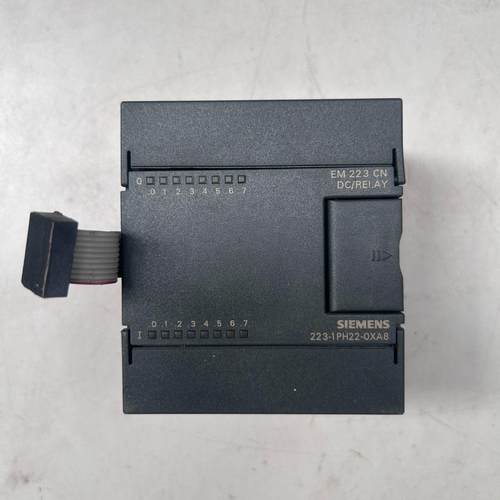 模块 6ES7 223-1PH22-0XA8 成色如图