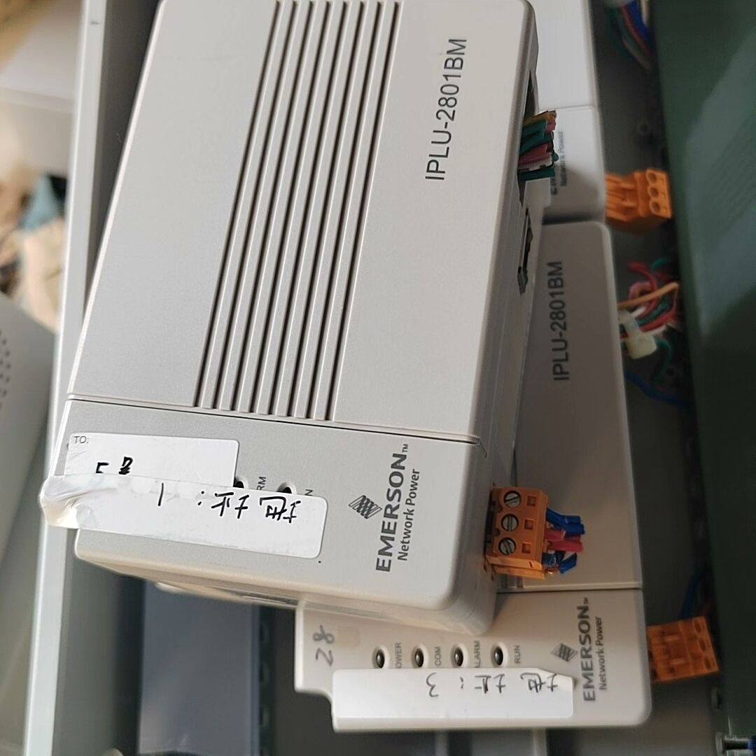 艾默生电池巡检仪 型号IPLU-2801BM 拆机正常使用。
