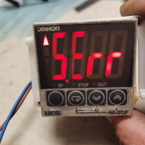 温控器  E5CSL-RTC