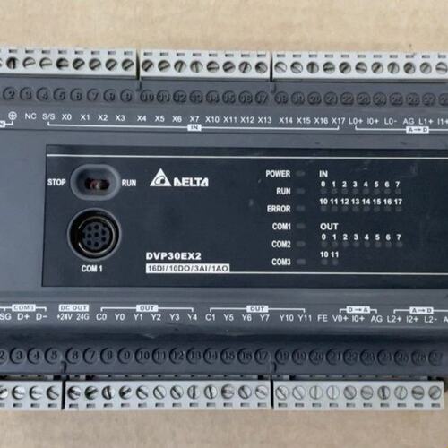 台达DVP30EX200R 1只 成色实拍图。自带4路模拟量
