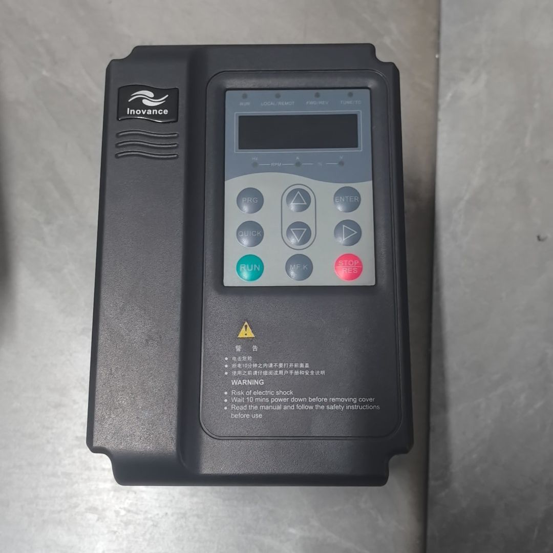 汇川2.2千瓦变频器 MD300NT2.2B