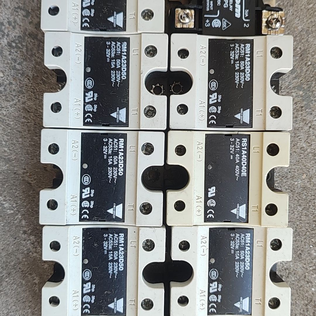 瑞士佳乐固态继电器RM1A23D50  50A一共10只 1
