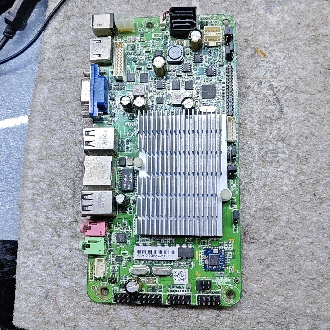 因特尔微步Z8300小主板