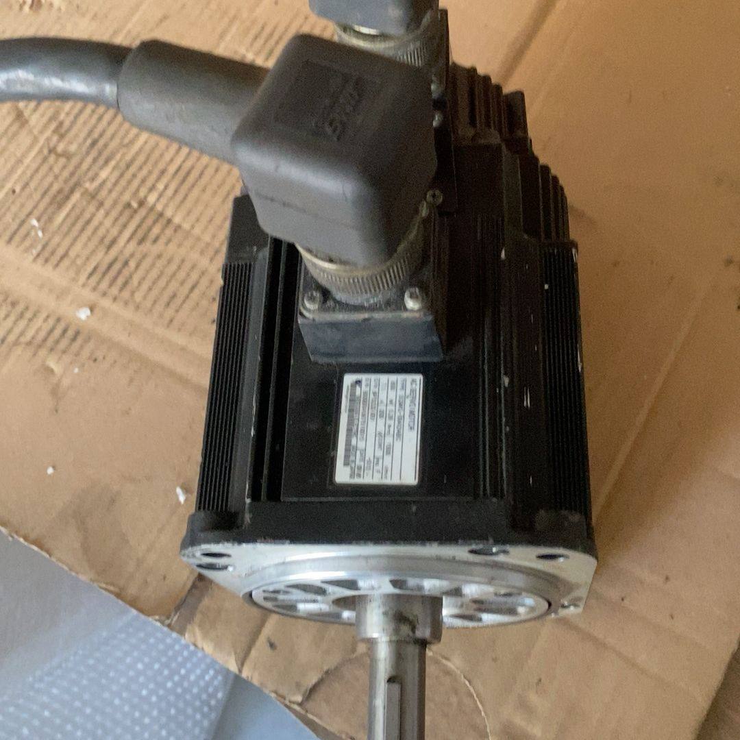 安川伺服电机SGMG-09A2ABC 功能完好 成色实物拍摄