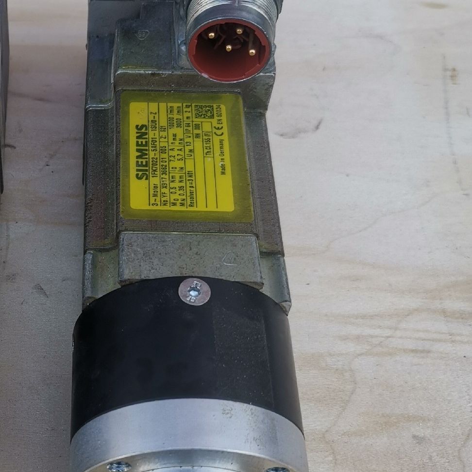 1FK7022-5AF01-1SU0-Z伺服电机拆机包