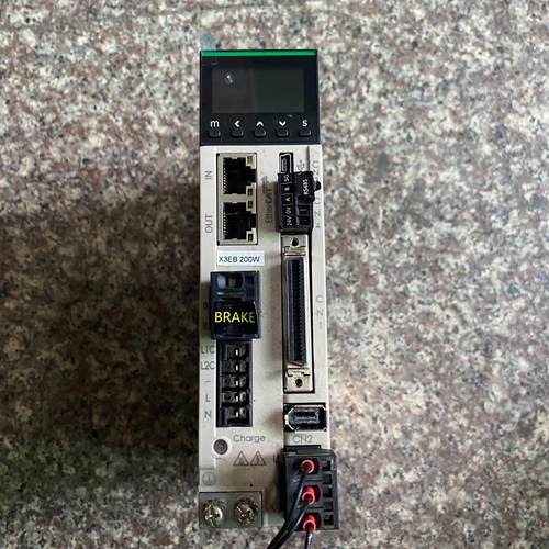 SV-X3EB020A-A2-XD020禾川200W伺服驱动