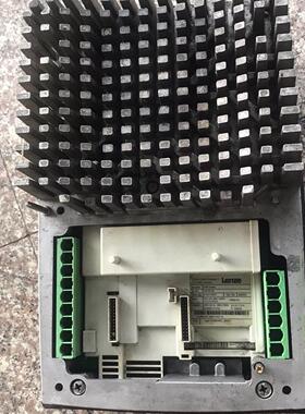 伦茨8200拆机变频器 功率4KW/380V 成色如图实拍