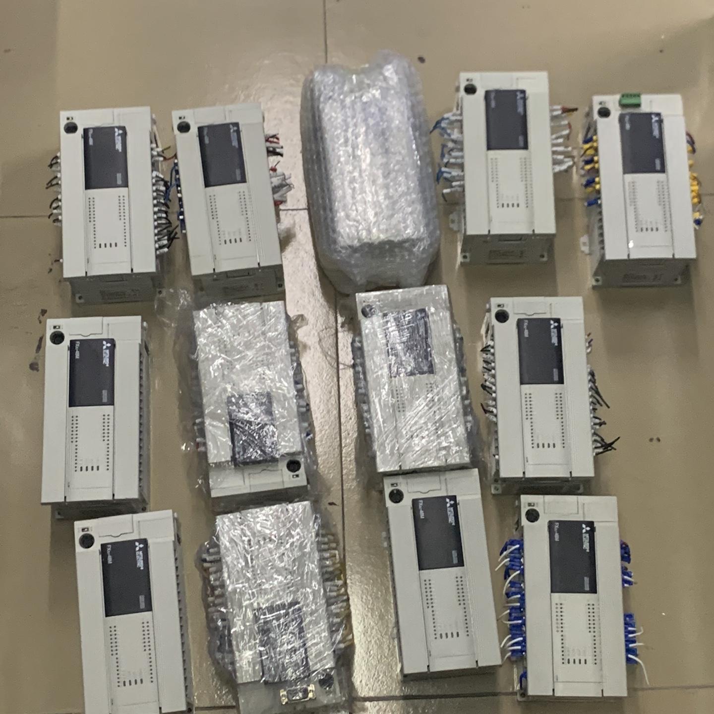 PLC、、品牌型号FX3U-48MT/ES-A、成色